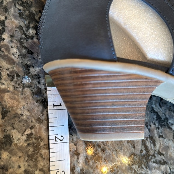 Easy Street navy sunrise stacked open toe bootie 8.5 NIB - Picture 8 of 9